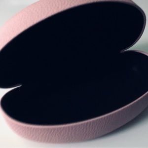 Large Hard Shell Sunglasses Case, Protective Case For Sunglasses and Eyeglasses